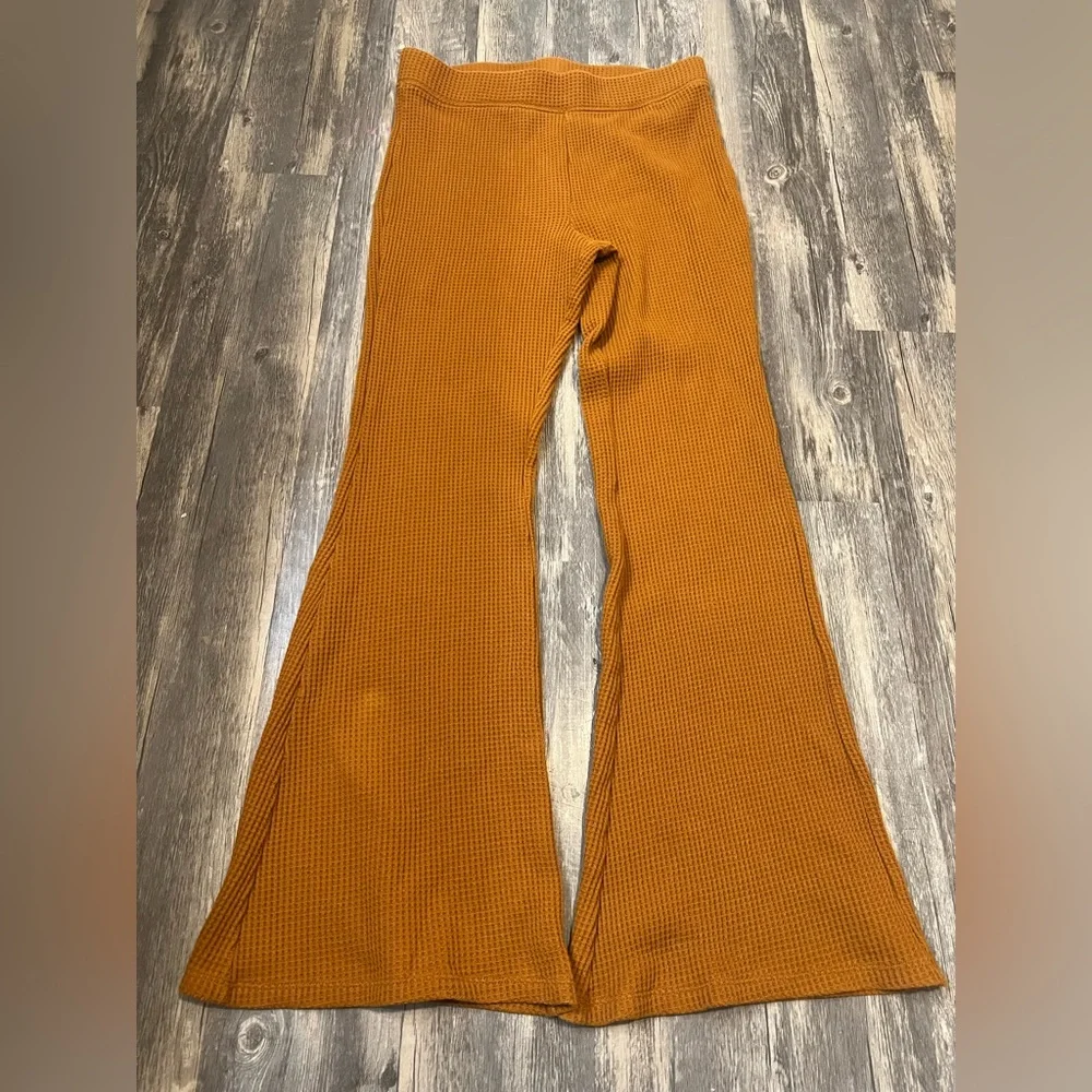 Aerie Waffle Knit Wide Leg Flare Pants in Rust Pull On Loungewear Comfy Cozy - Picture 3 of 7